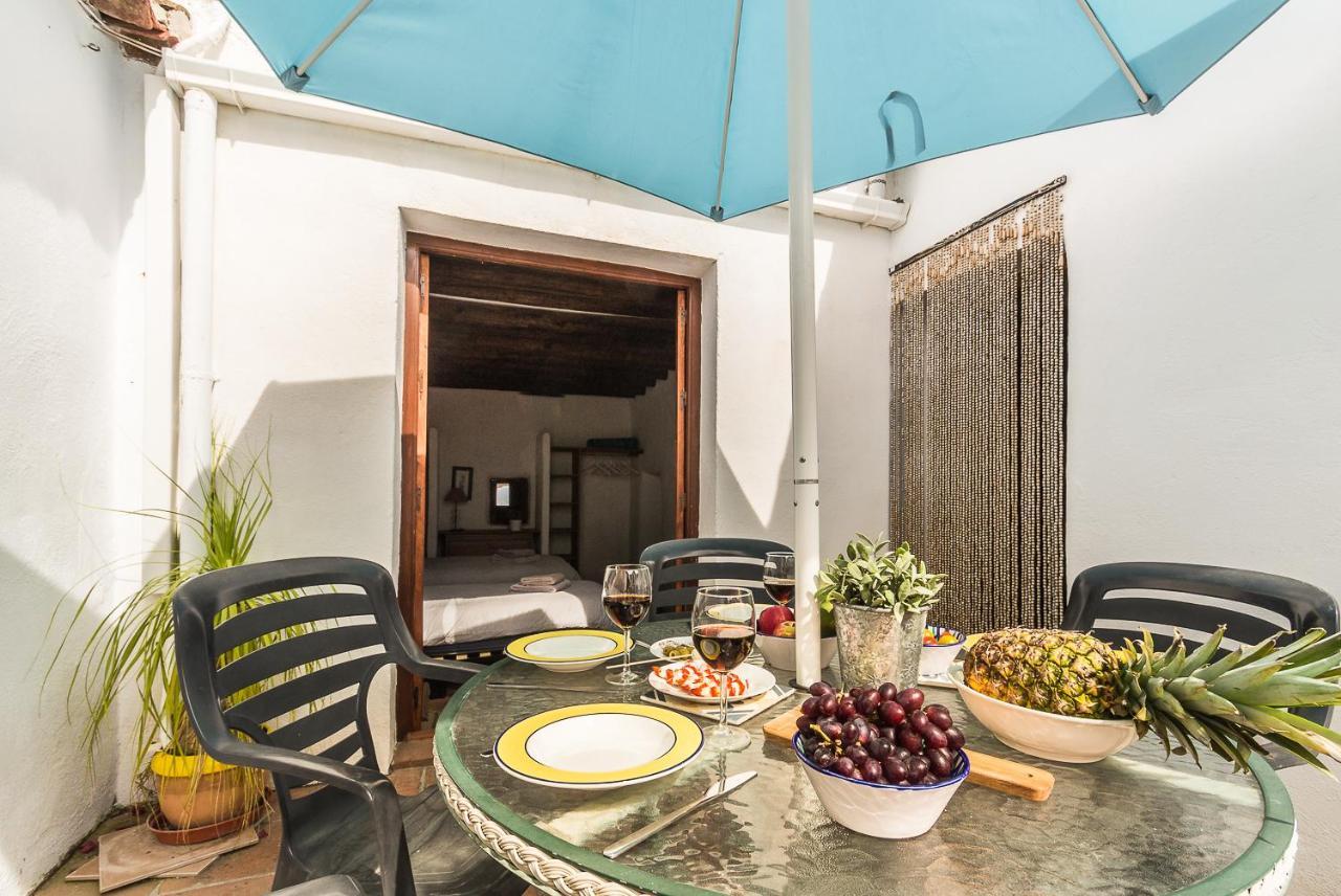 Casa Mundo - 16Th Century Traditional White Village House With Pool Pinos del Valle Exterior foto